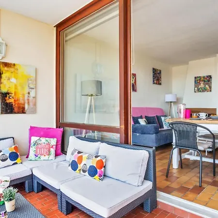 Nice Flat With Sea View Terrace And Pool In Sainte-maxime - Welkeys Apartment *